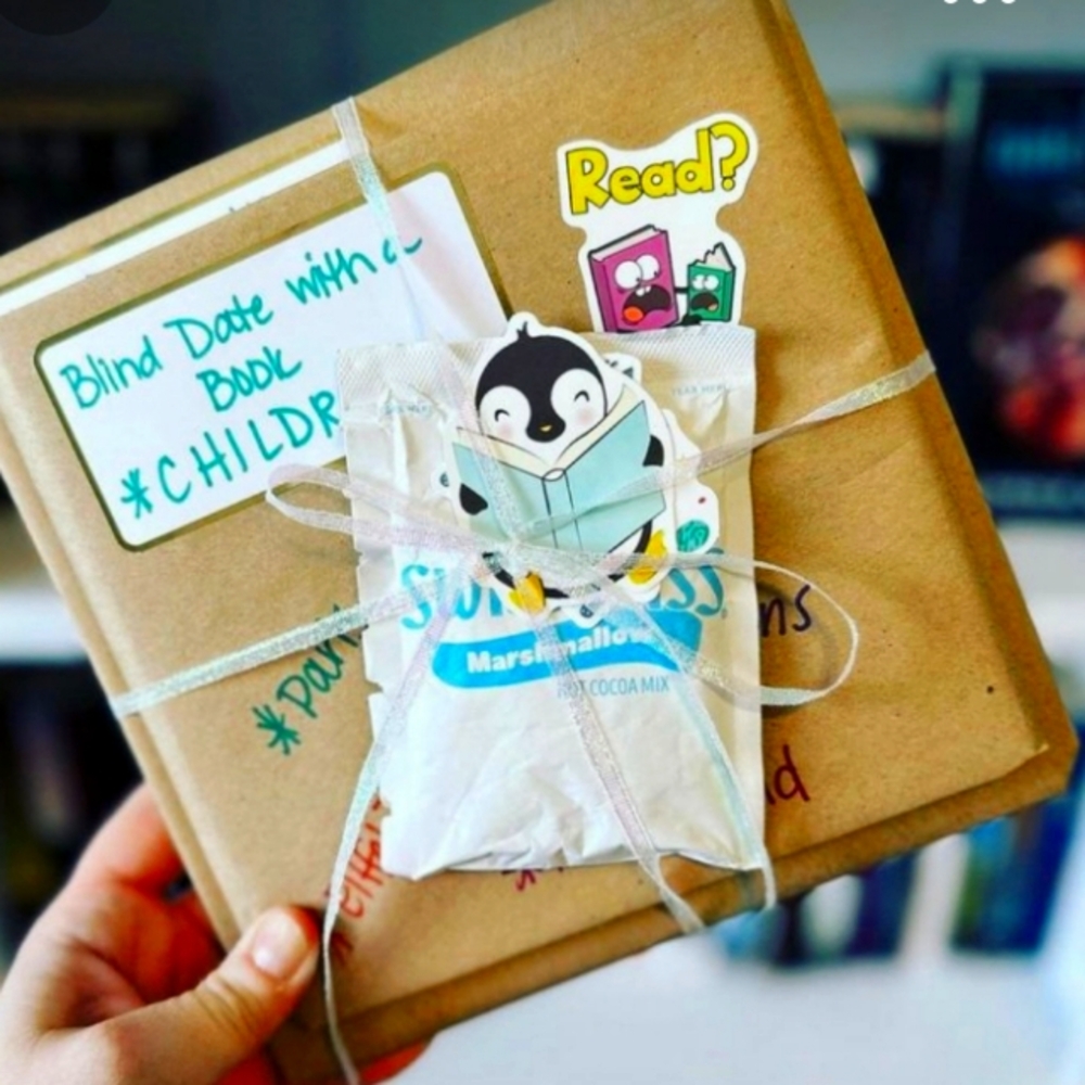 5/$25 Blind Date w/a Book for Kids! Cozy Pajama Time Children's Books Learning